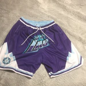 In The Lab Ice Age Shorts Medium *Brand New*